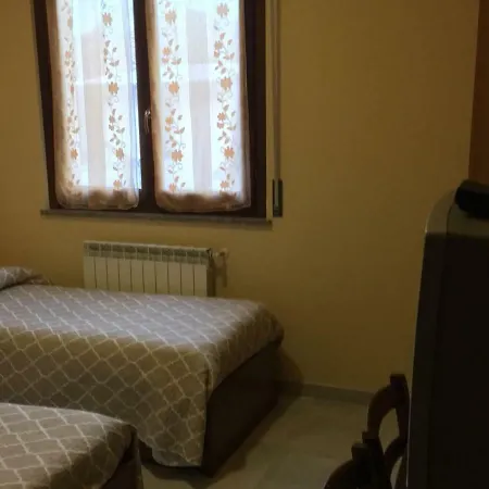 Roby Bar Guest house