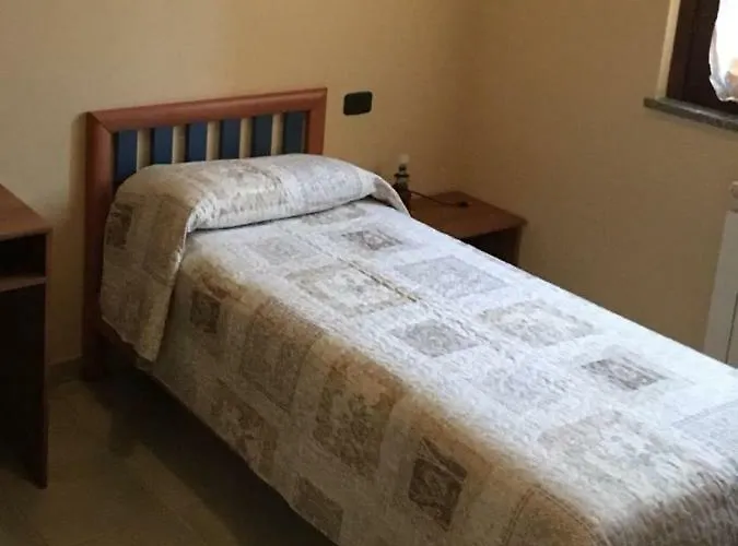 Πανσιόν Roby Bar 3*